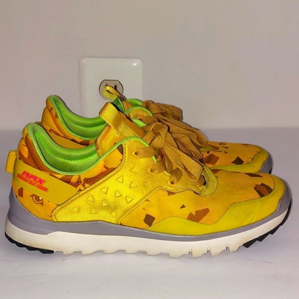 RAX Outdoor Yellow Geometric Print Sneakers Sz 5.5